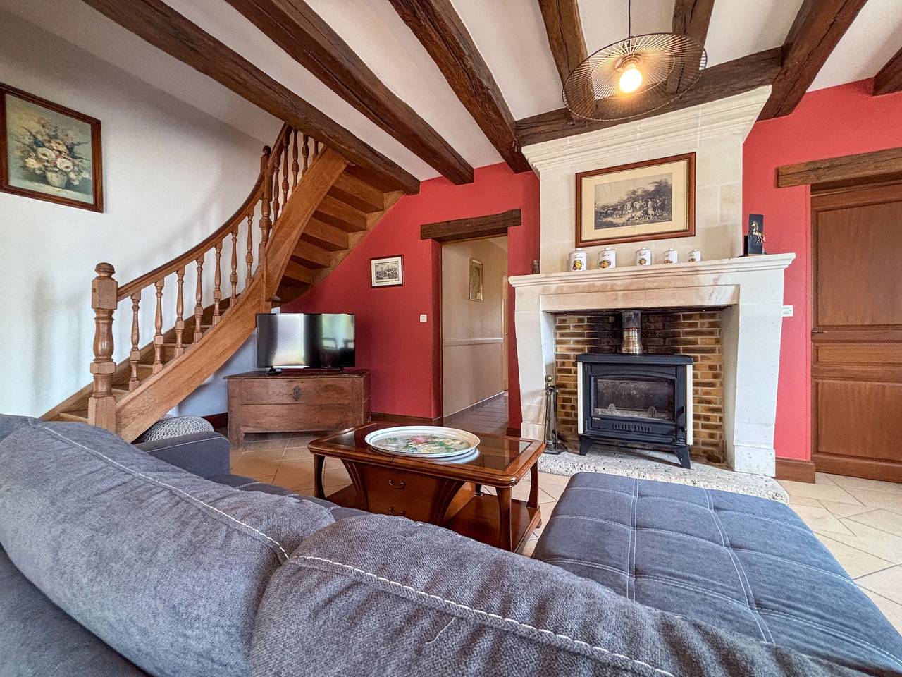 Maison de Charme avec Piscine Chauffée et Tennis à Proximité du Zoo de Beauval in Faverolles, Vallée de la Loire