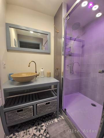 Location De Vacances pour 4 Personnes dans La Puye, Vienne (France), Photo 2