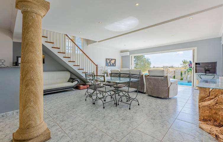 Location de vacances pour 8 personnes, avec piscine et jardin, animaux acceptés à Marseillan - 4