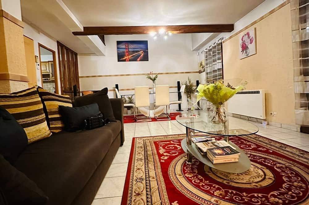 Belle Maison Confortable in Montfermeil, Sena-Saint Denis