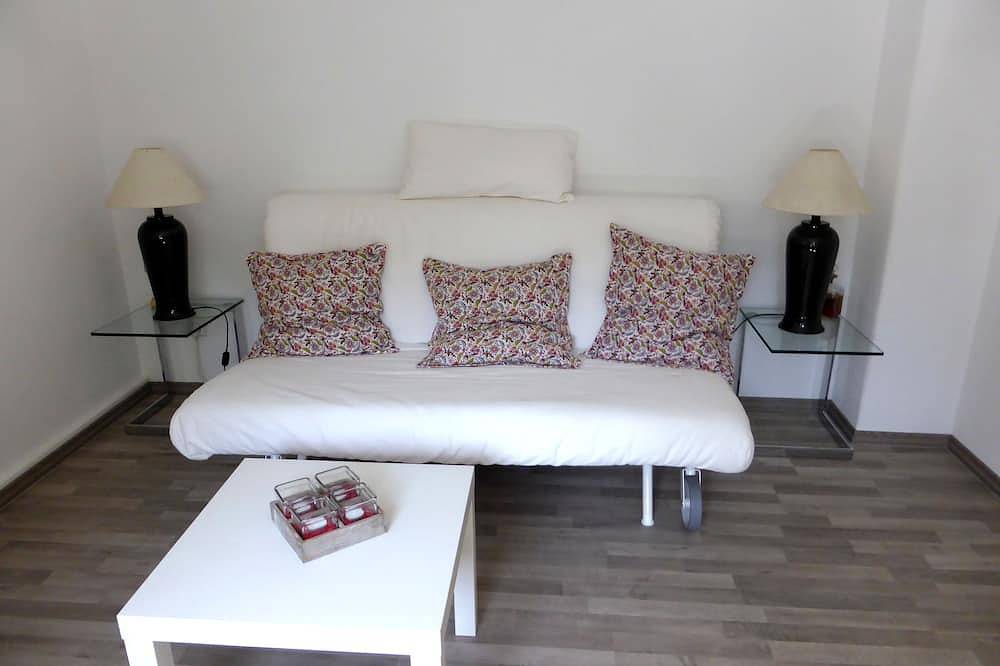 Ganze Wohnung, Moderne und gemütliche Wohnung in zentraler Lage in Neuss, Düsseldorf und Umgebung