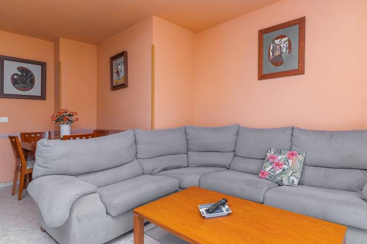 Appartement entier, Appartement 'Piso El Morche' avec piscine partagée, terrasse privée et Wi-Fi in Torrox Costa, Torrox