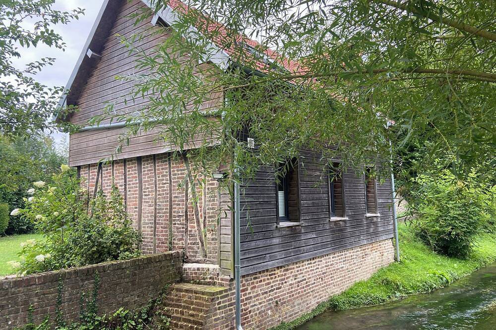 Maison au bord de rivière - proche de la mer - chiens bienvenus- in Bacqueville-en-Caux, Région de Dieppe