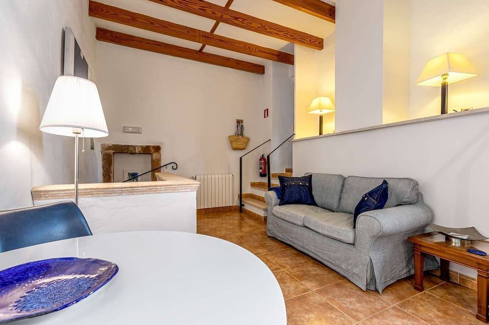Apartamento entero, Finca Son Jorbo - Sólo adultos - Desayuno incl.- Apartamento \"Estrella\", 1ª planta, acceso piscina in Porreras, Mallorca Sur