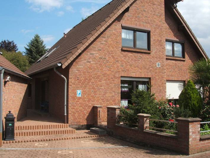 Ferienwohnung für 5 Personen, mit Garten in Haan