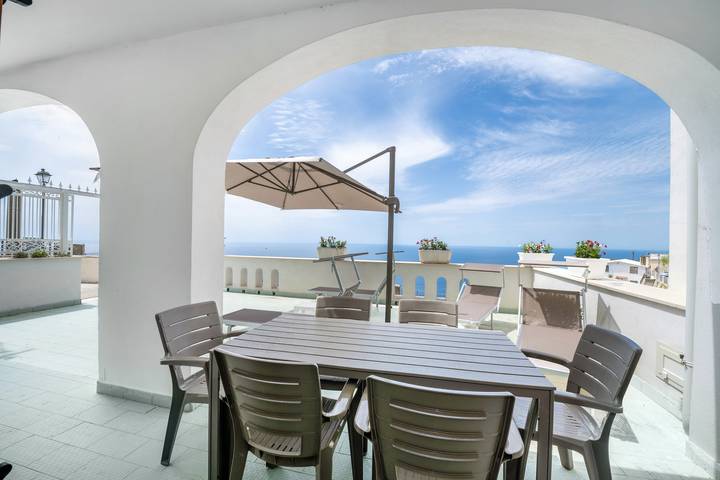 Ferienhaus für 6 Personen, mit Balkon und Terrasse sowie Ausblick in Amalfi - 3