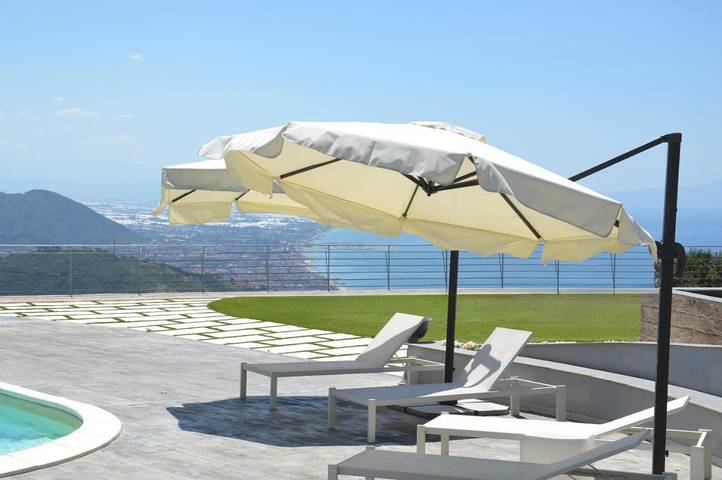 Apartamento para 4 personas, con balcón y vistas en Salerno