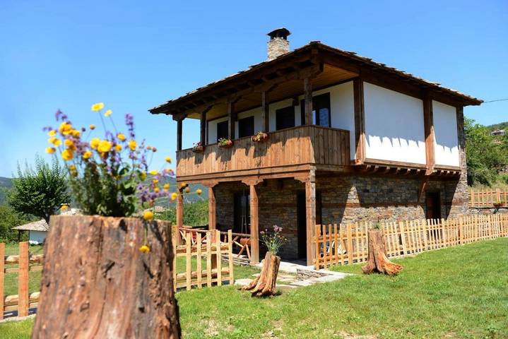 Maison de vacances pour 4 personnes, avec Terrasse ainsi que Jardin et Vue dans Garmen