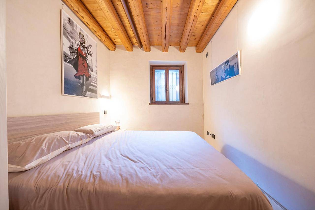 Appartamento intero, One-Bedroom Apartment in Vittorio Veneto, Prealpi Carniche