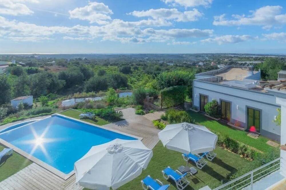 Villa Areias I - Beautiful landscape garden in Estoi, Faro
