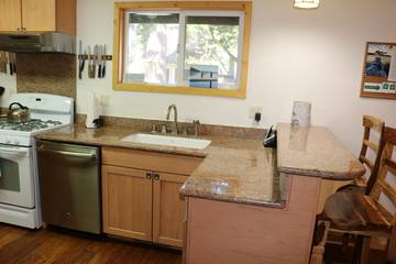 Log Cabin for 8 People in Tahoe City, Placer County, Photo 3