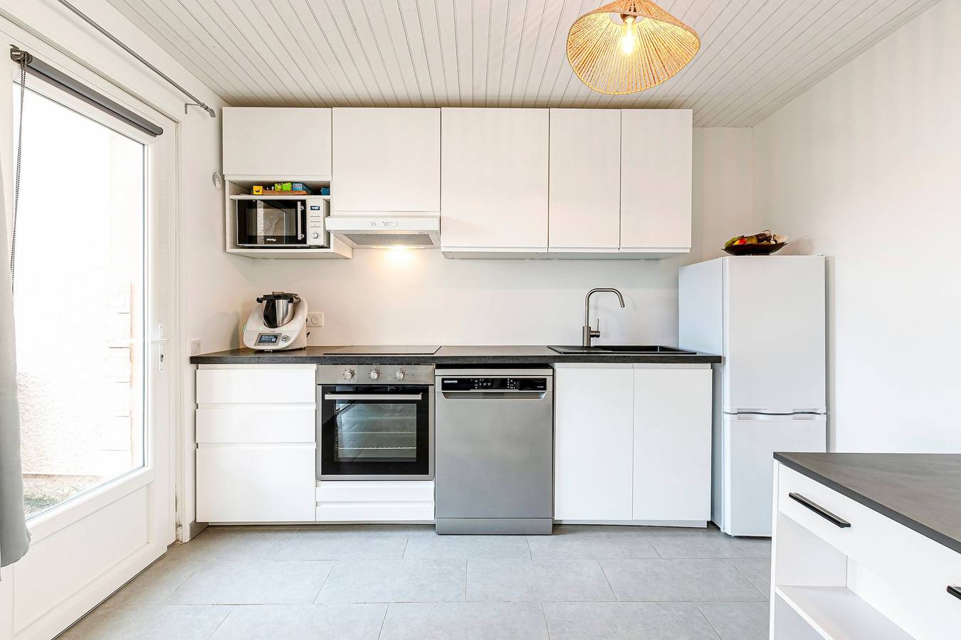 Ganze Wohnung, Ferienwohnung für 5 Personen mit Garten in Sant Ambroggio, Lumio