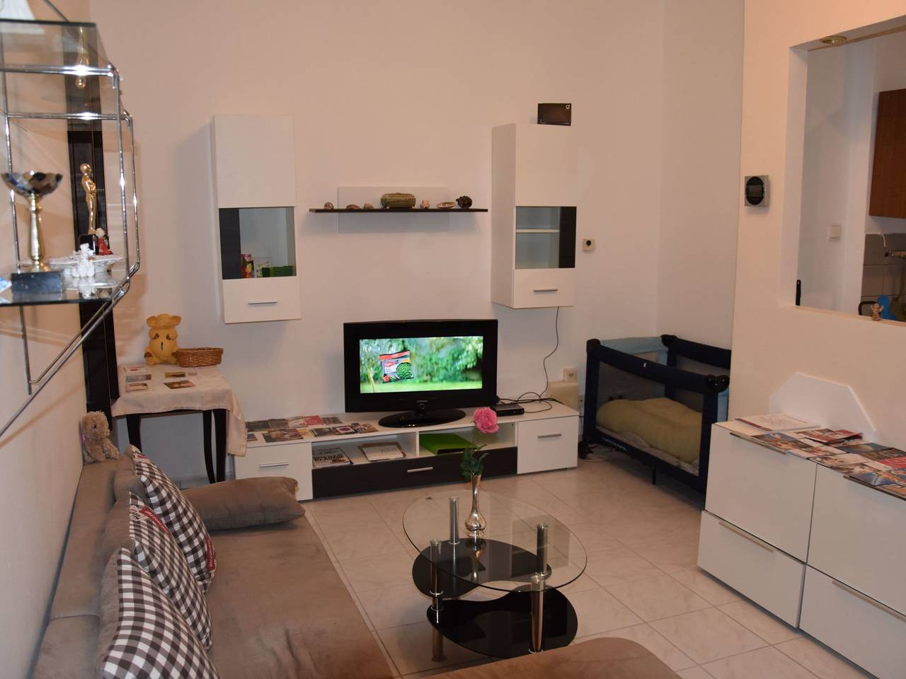 Ganze Wohnung, Charmante Wohnung in Fünfhaus mit Garten in Wien, Donau Niederösterreich