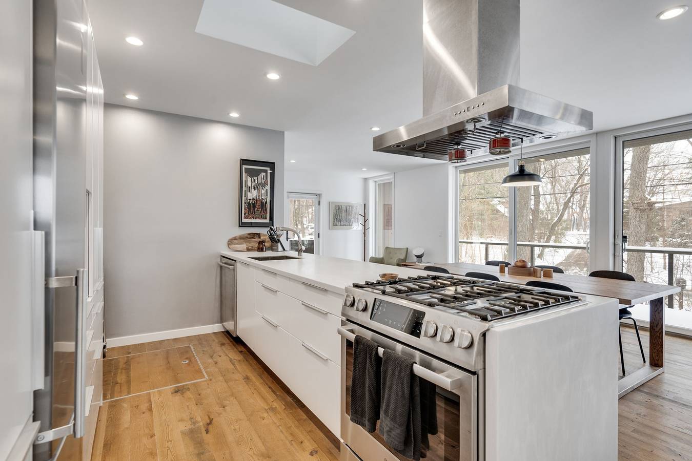 Modern Chic in Minneapolis in Washington County (MN)