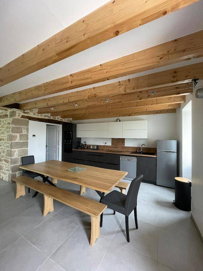 Location de vacances pour 12 personnes, avec Terrasse et Piscine à Anglars-Saint-Félix - 3