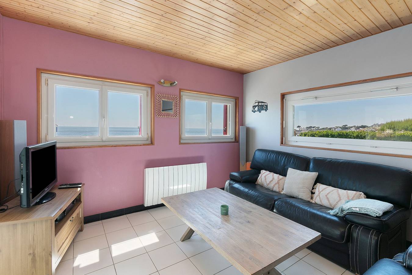 Vakantiehuis 'Villa Timao Plage' met zeezicht, privéterras en wifi in Batz-sur-Mer, Côte de Jade