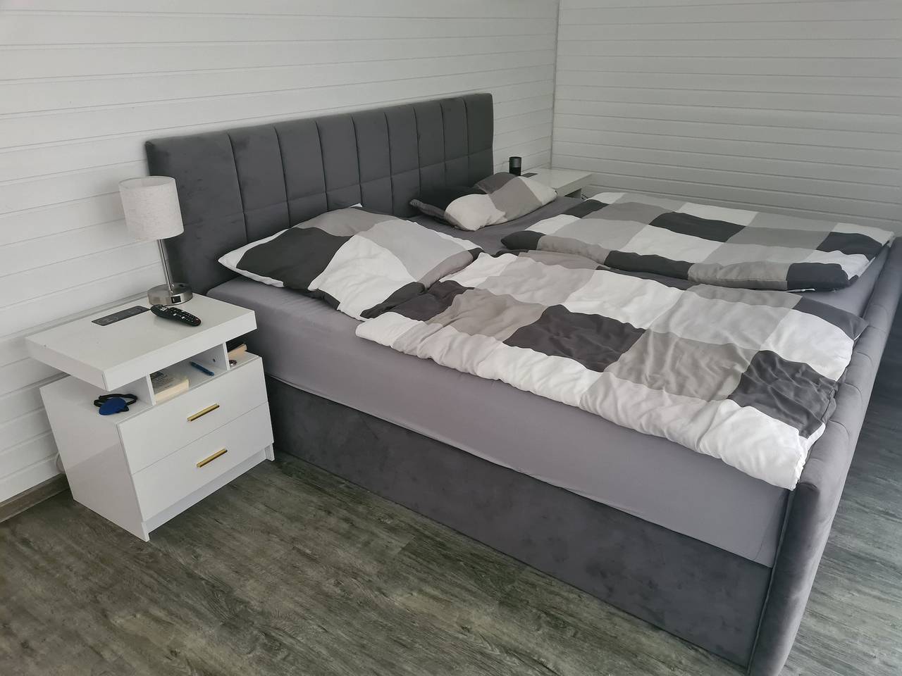 Ganze Wohnung, Penthouse Steinhude mit privater Terrasse, Wlan und Klimaanlage in Wunstorf, Steinhuder Meer