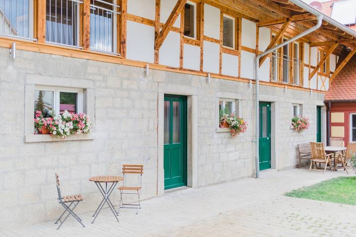 Ferienhaus für 3 Personen, mit Balkon/Terrasse und Terrasse sowie Garten in Franken - 2