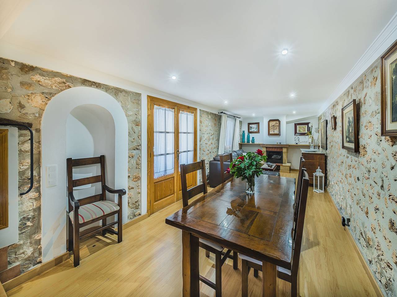 Traditionelle mallorquinische Villa mit Pool in Lloseta, Mallorca Inselmitte
