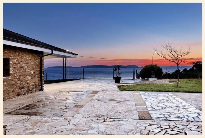 Casa de férias para 10 pessoas, com Terraço e Jardim e ainda Vista em Sanxenxo