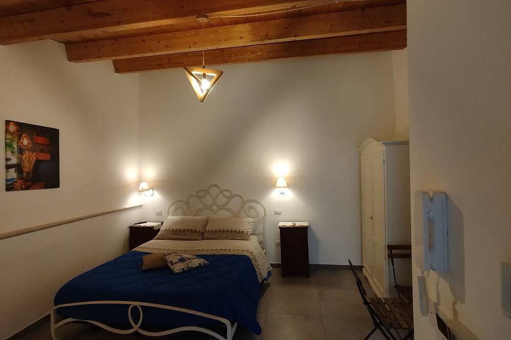 Sottosopra in Conversano, Provincia di Bari