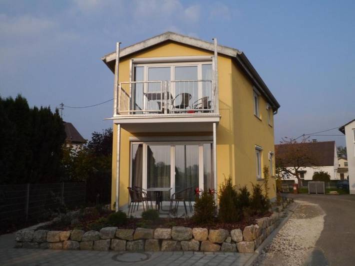 Ganze Ferienwohnung, Ferienwohnung Beim Kellerschneider Og - Ferienwohnung Beim Kellerschneider Og mit Südbalkon in Gundelfingen a.d.Donau, Bayerisch Schwaben