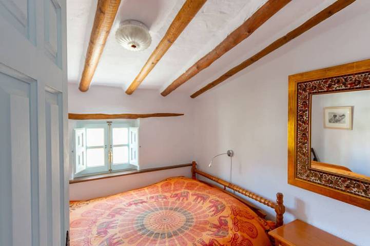 Traditional Spanish casa in the heart of town. in Órgiva, Alpujarras