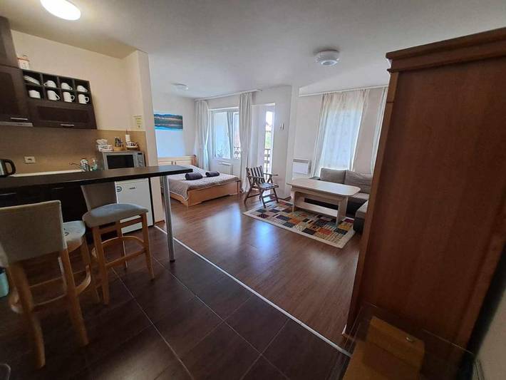 Gîte pour 4 personnes, avec vue ainsi que jardin et piscine dans Bansko - 2
