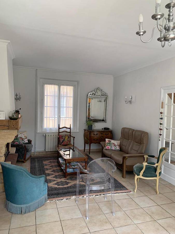 Location de vacances pour 8 personnes, avec jardin à Damery - 4