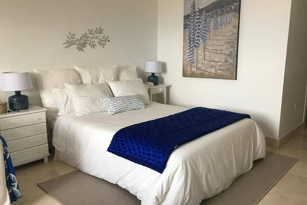 Apartamento entero, Ale Maison Cozy Penthouse Studio in Marina Sotogrande. 20 metres to the Beach in Sotogrande, San Roque
