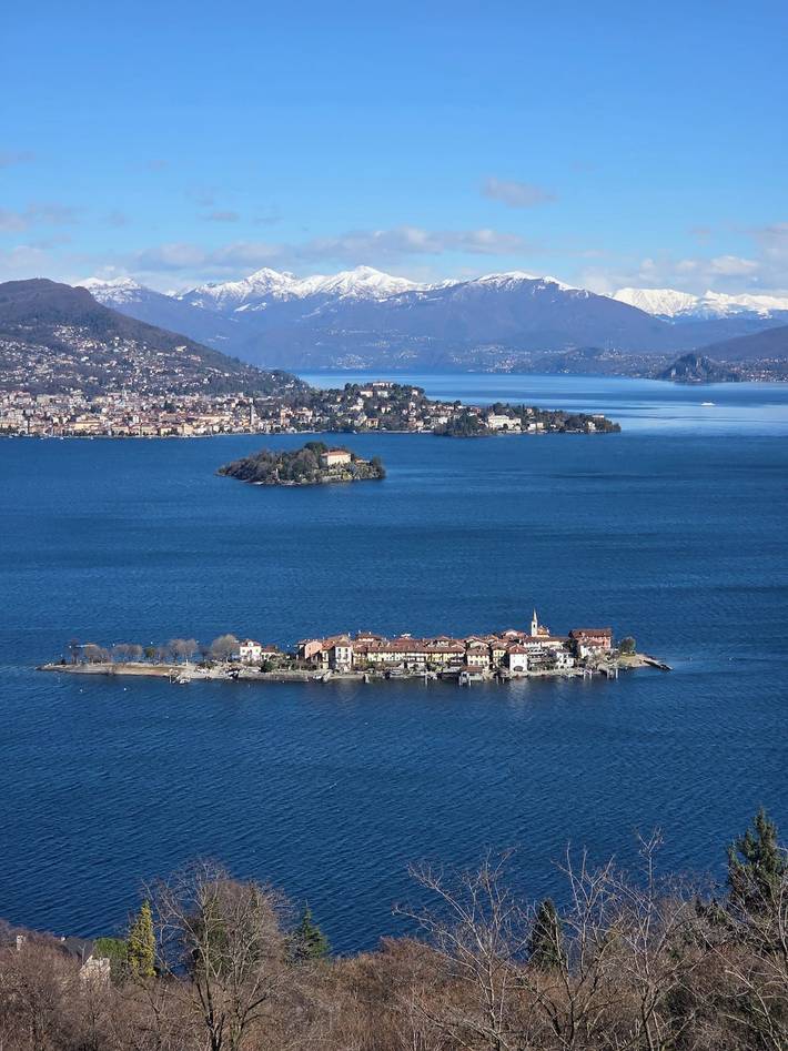 Villa pour 9 personnes, avec jardin et balcon à Comune di Stresa