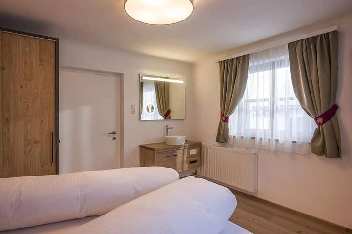 Hütte für 10 Personen, mit Whirlpool und Garten sowie Balkon und Sauna, mit Haustier in Going am Wilden Kaiser - 3