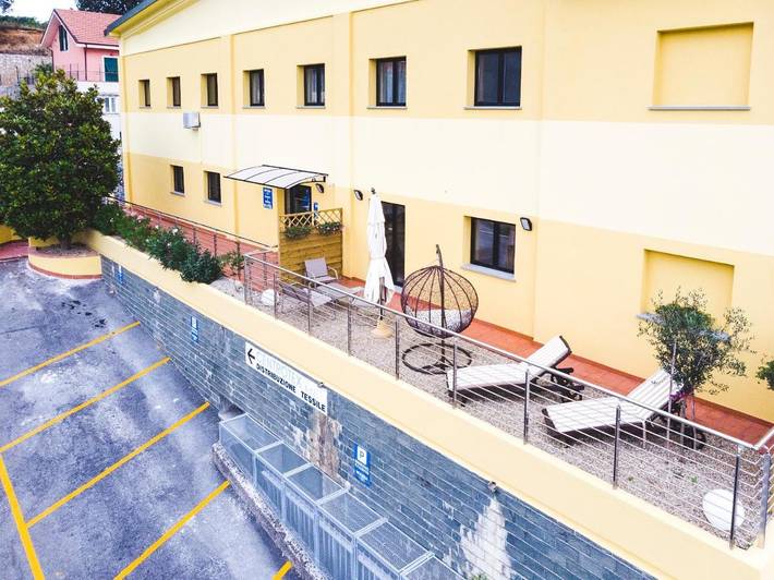 Gîte pour 2 personnes, avec jardin et vue à Cisano sul Neva - 4