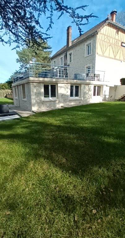 Gîte pour 6 personnes, avec terrasse et jardin, animaux acceptés