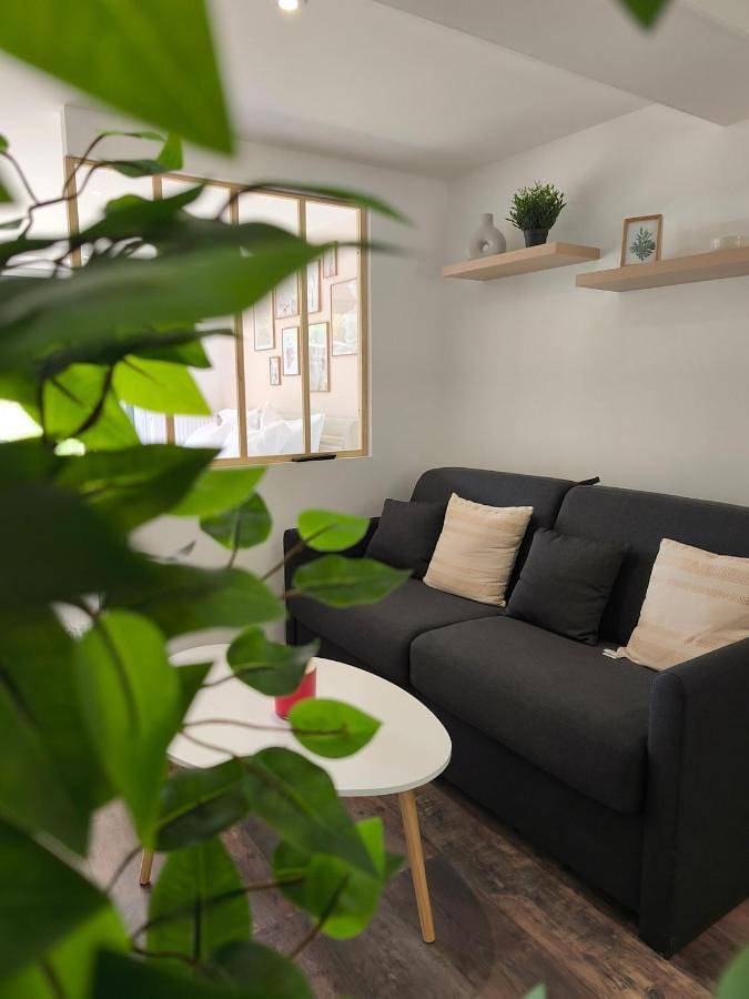 Gîte pour 4 personnes, avec jardin à Dissay