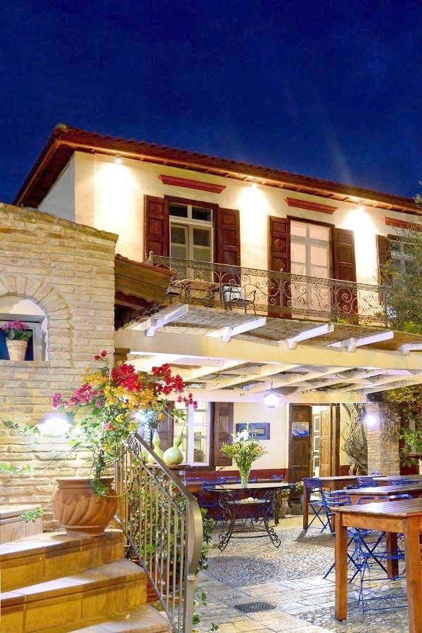 Hôtel pour 4 personnes, avec jardin et vue à Galaxidi - 2