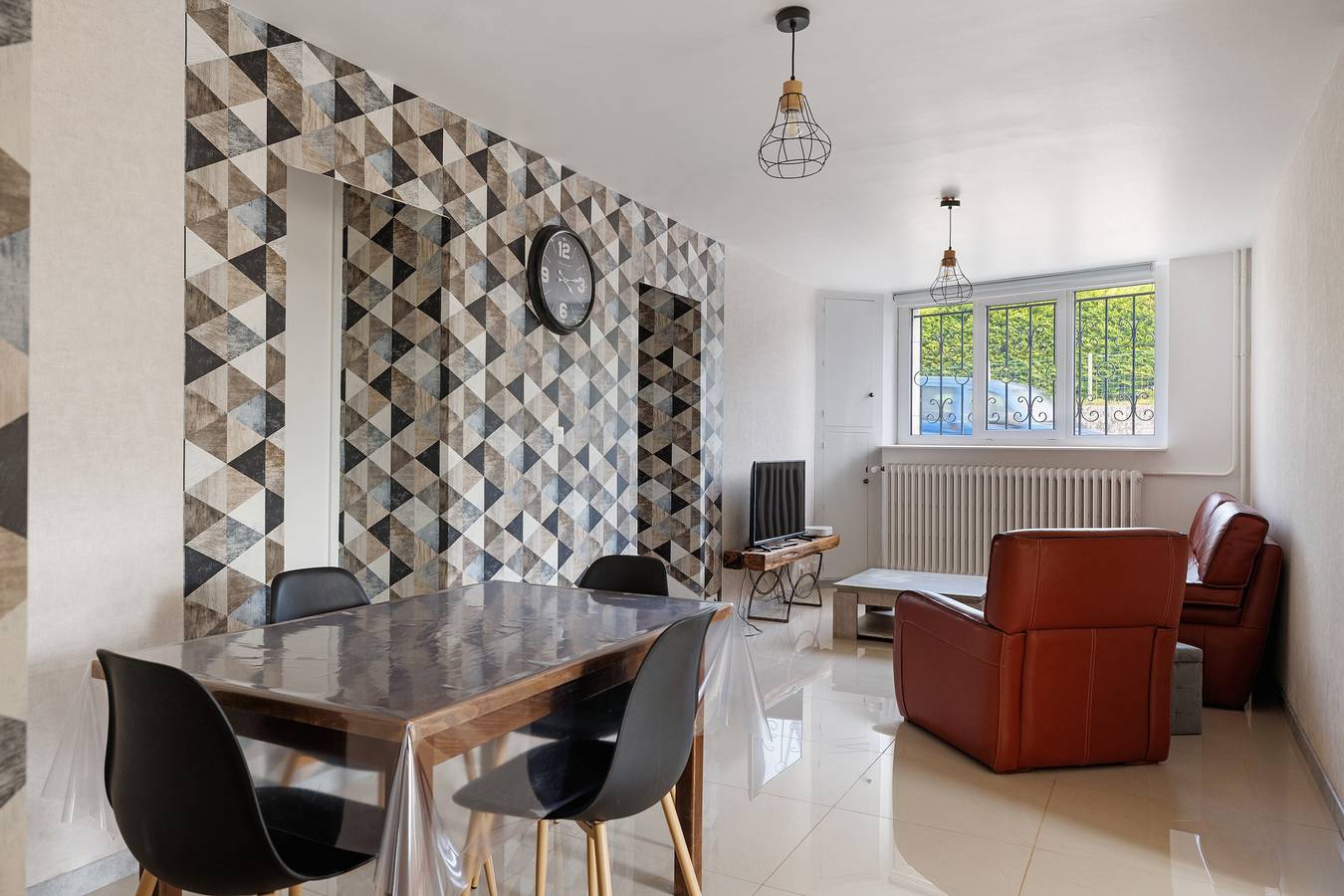 Apartamento entero, Apartamento 'Gîte Du Moulin Béchereau' con terraza privada, jardín y Wi-Fi in MER, Región de Blois