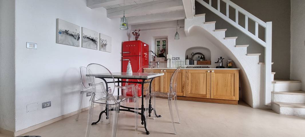 Ferienhaus 'Il Carrubo' mit Meerblick, WLAN und Klimaanlage in Varigotti, Finale Ligure Gemeinde