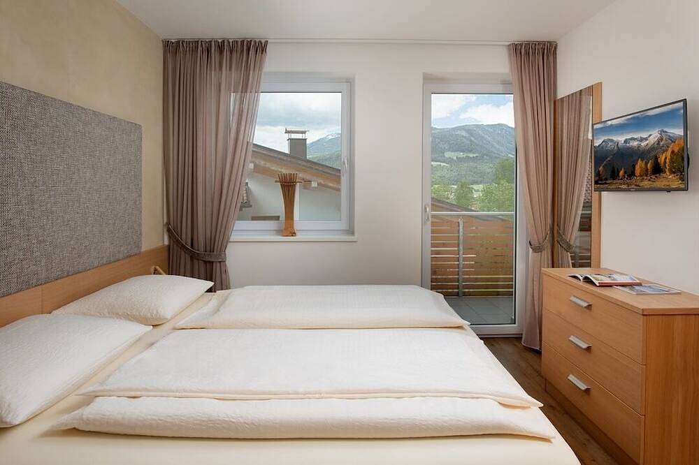 Apartamento entero, Dream vacation apartment in a panoramic location with roof terrace, Cron4 swimming pool & sauna in Riscone, Brunico