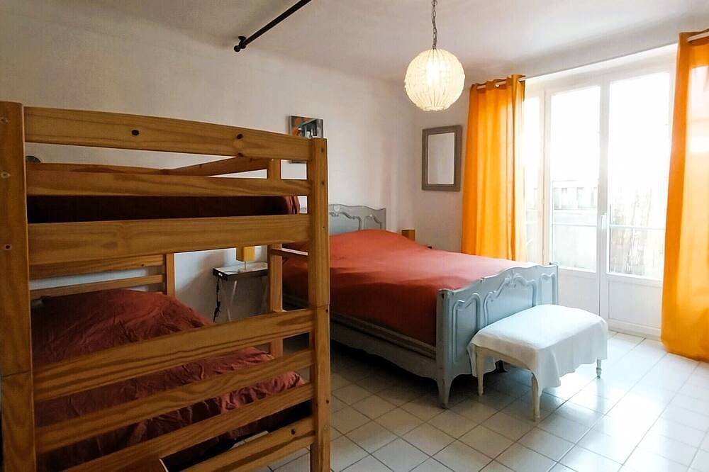 Maison Familiale Proche de la mer in Lancieux, Región de Dinan