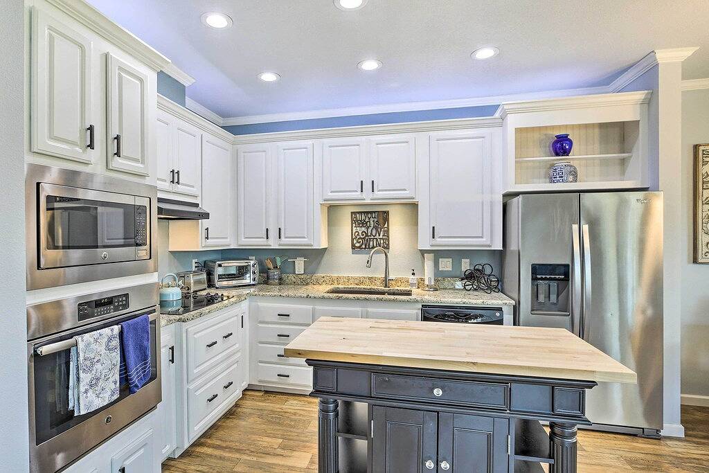 Fort Myers Home Near Sanibel Island Causeway in Iona, Southwest Florida