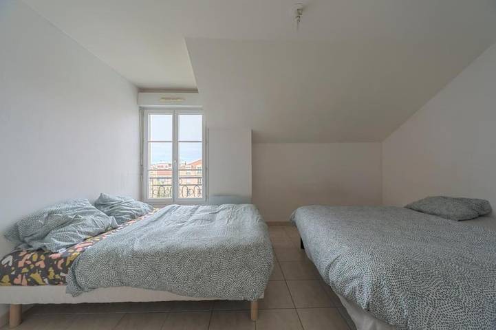 Ganze Wohnung, Appartement - Le Mendes - 10 Min. Disney in Bussy-Saint-Georges, Seine-et-Marne
