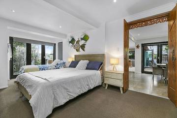 Holiday Home for 12 People in Sunshine Coast, Photo 2