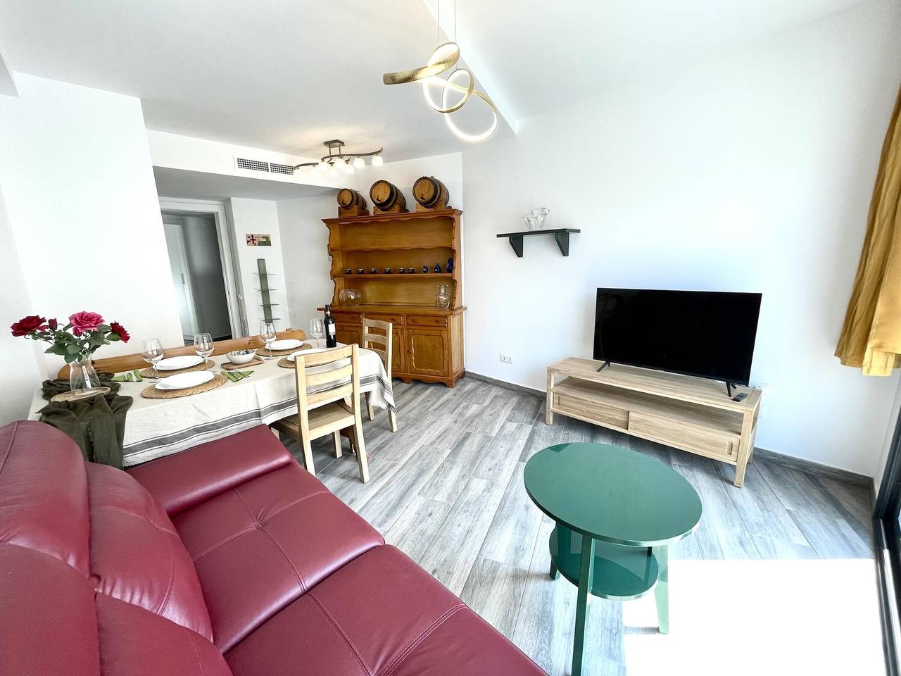 Apartamento entero, Apartamento Confortable con Parking Privado en el Centro de Vilanova i la Geltrú in Villanueva y Geltrú, Garraf