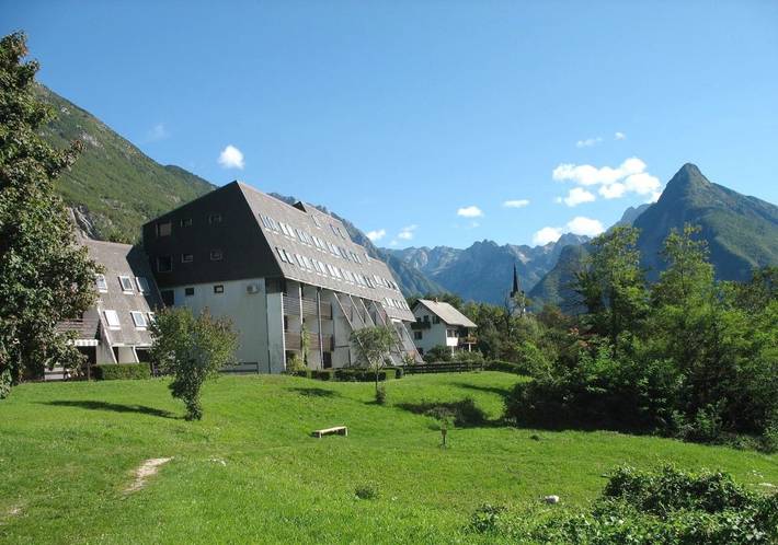Ferienwohnung für 2 Personen, mit Terrasse und Garten sowie Ausblick