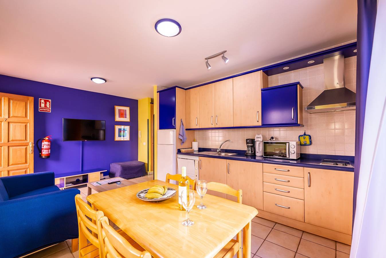Apartamento entero, Apartamento 'Nautilus 7' con terraza privada y Wi-Fi in Puerto Naos, Los Llanos de Aridane