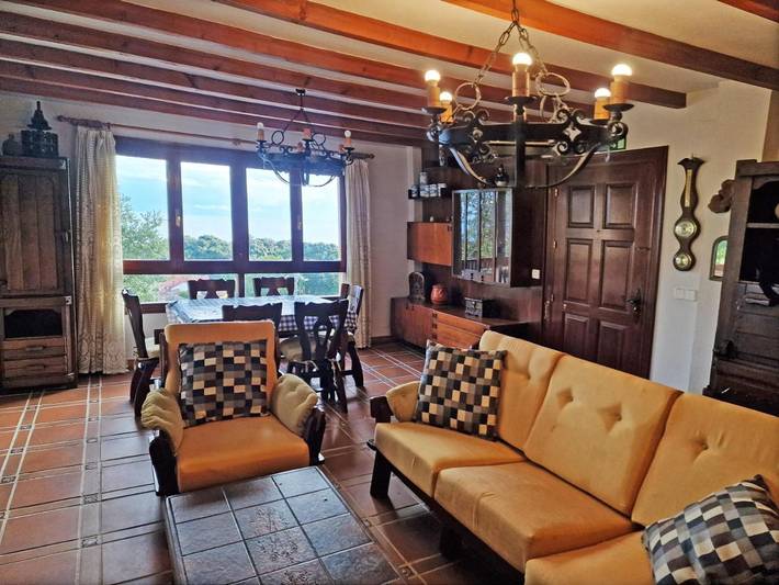 Casa rural para 8 personas, con Balcón y Terraza además de Jardín y Vistas en Val de San Vicente - 3