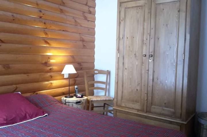 Gîte pour 4 personnes, avec balcon et jacuzzi dans Office De Tourisme Des Angles - 3