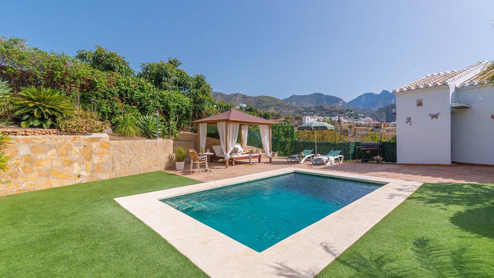 Cortijo Albaricoque Frigiliana by Ruralidays in Frigiliana, Costa del Sol