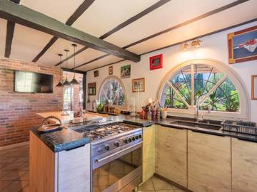 Villa pour 10 Personnes dans Arles, Parc naturel régional de Camargue, Photo 3